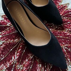 Journee Collection Women's Black Heels